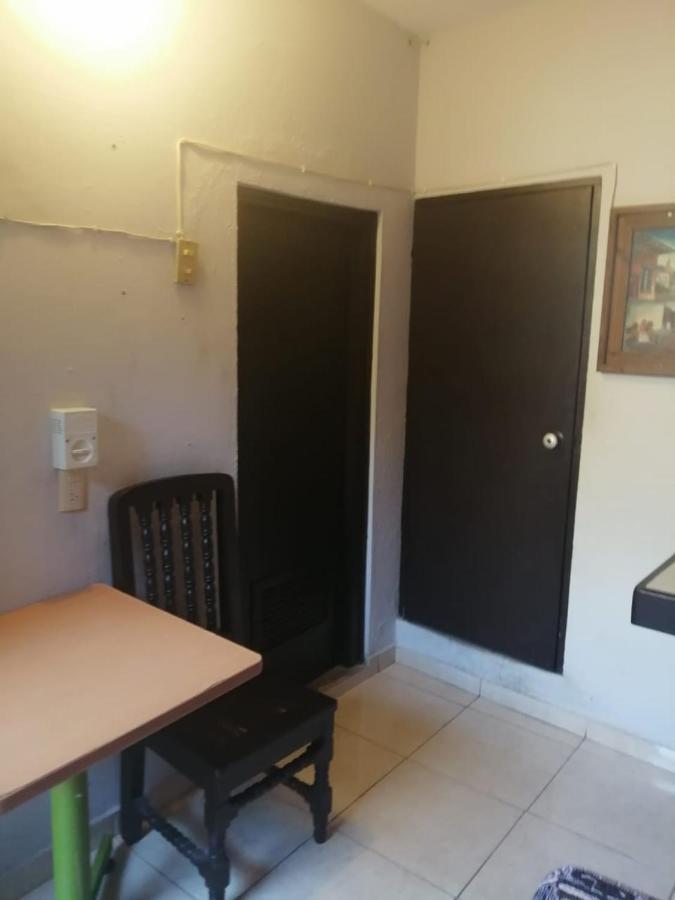 Hotel Puerto Viejo Масатлан Екстериор снимка