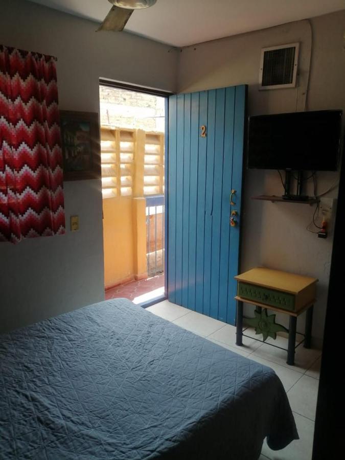 Hotel Puerto Viejo Масатлан Екстериор снимка
